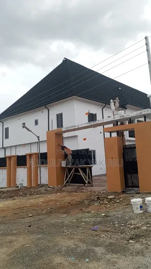 2bdrm Block of Flats in Nil, Sabon Lugbe for rent