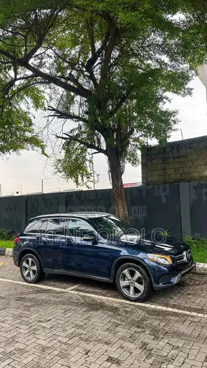 Mercedes-Benz GLC-Class 2017 Blue