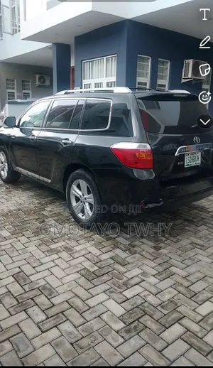 Toyota Highlander 2013 Black