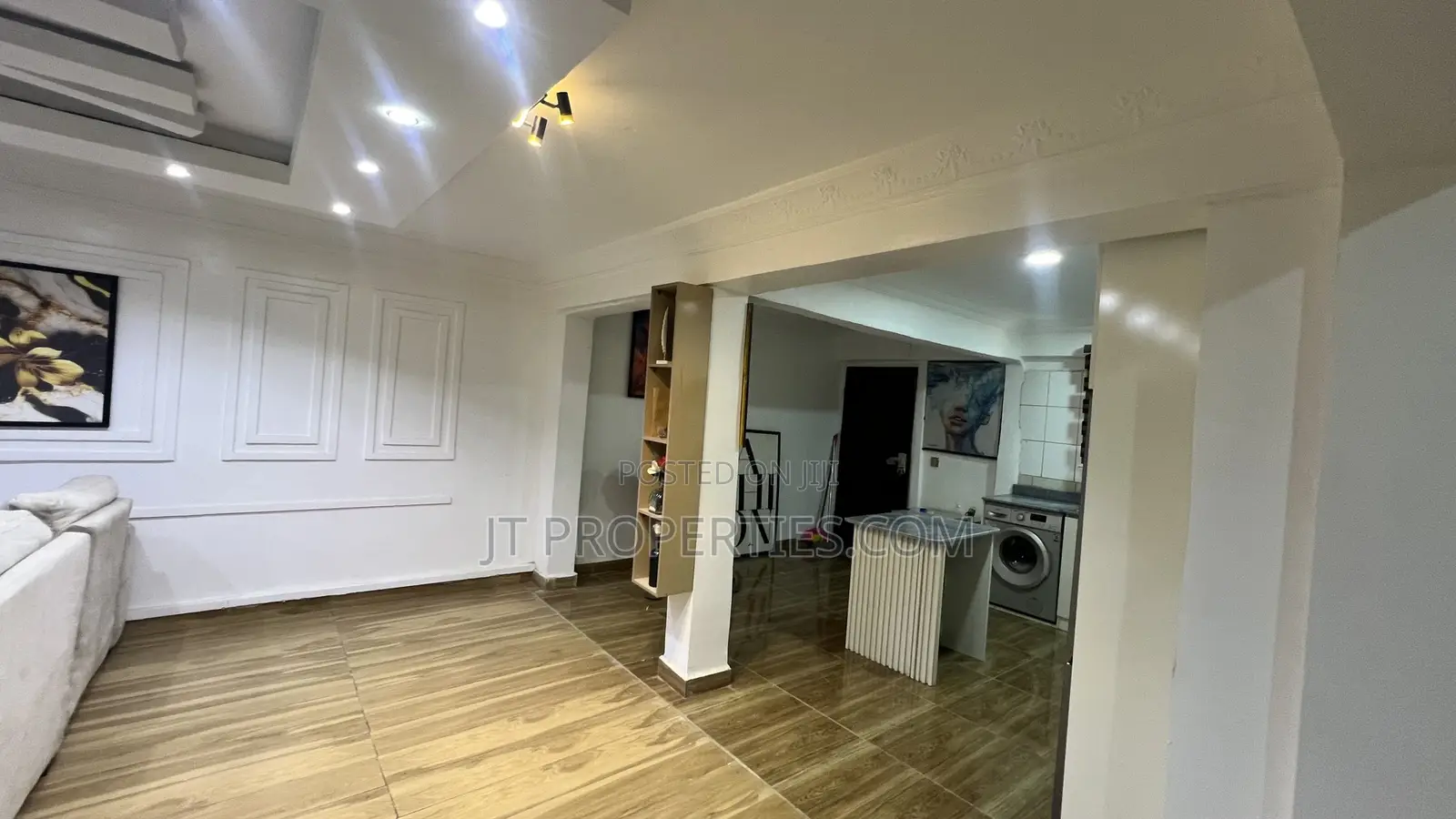Beautifully Designed 2bed Wuse 2