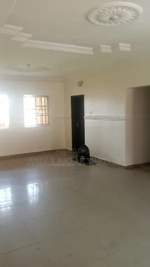 3bdrm Block of Flats in Sunnyside Homes, Sabon Lugbe for rent