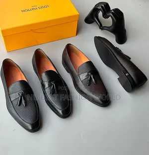 Louis Vuitton Flat Shoes