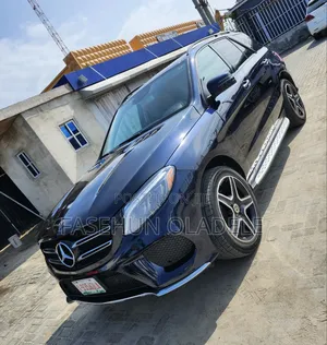 Mercedes-Benz GLE-Class 2018 Blue