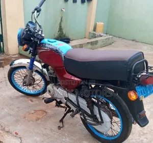 Bajaj Boxer 100 2022 Black