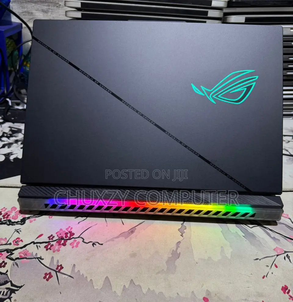 New Laptop Asus ROG Strix SCAR Edition 32GB Intel Core i9 SSD 2T