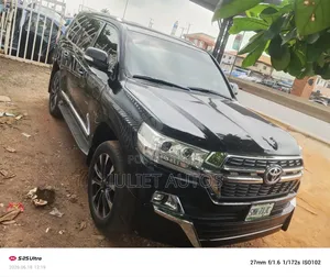Toyota Land Cruiser 2017 Black