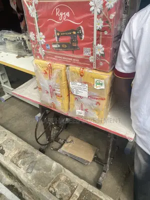 Brand New Complete Manual Sewing Machine (Head,Table,Leg )