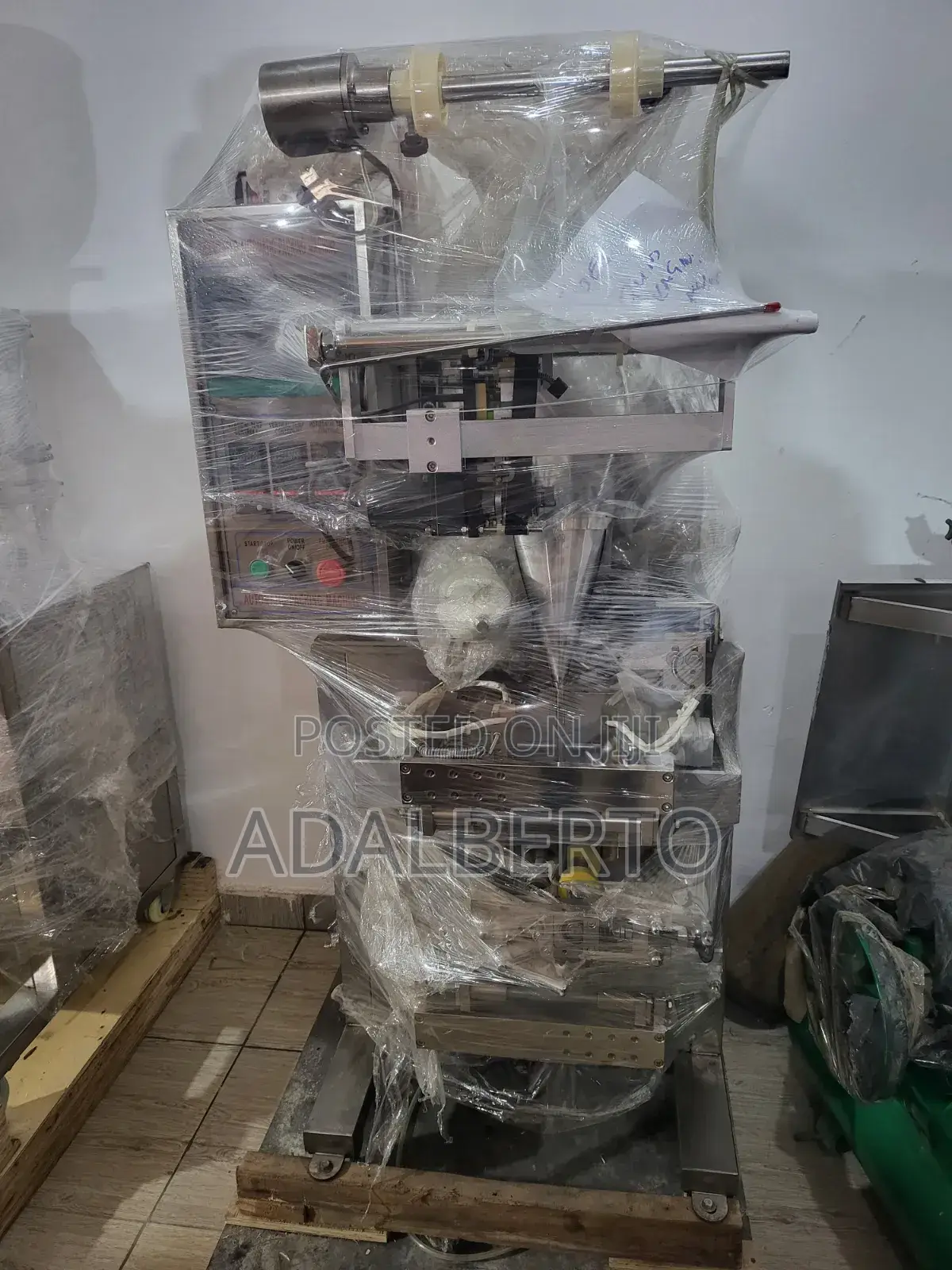 4 Sides Liquid Packaging Machine