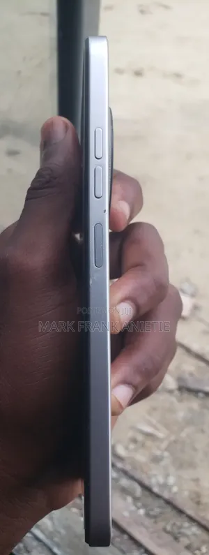 Tecno Spark 30C 128 GB Silver