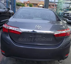 Toyota Corolla 2015 Gray