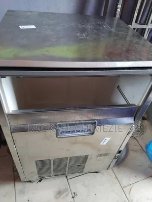Ice Maker Machine