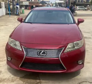 Lexus ES 2014 Red