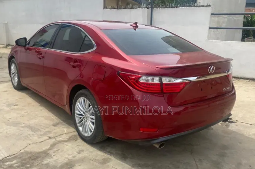 Lexus ES 2014 Red