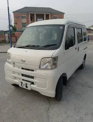 Daihatsu Hijet 2010 White