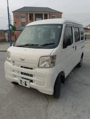 Daihatsu Hijet 2010 White