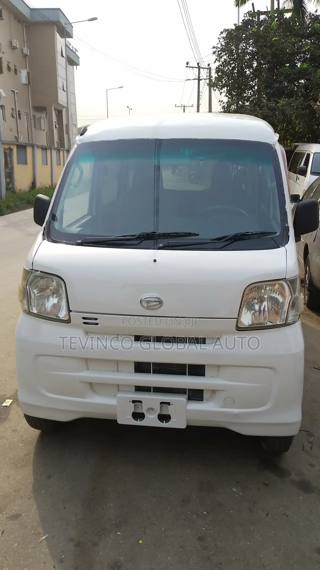 Daihatsu Hijet 2010 White