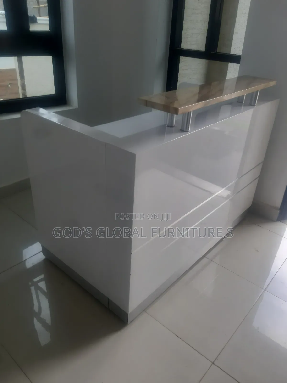 Executive Reception Desk for Office Use