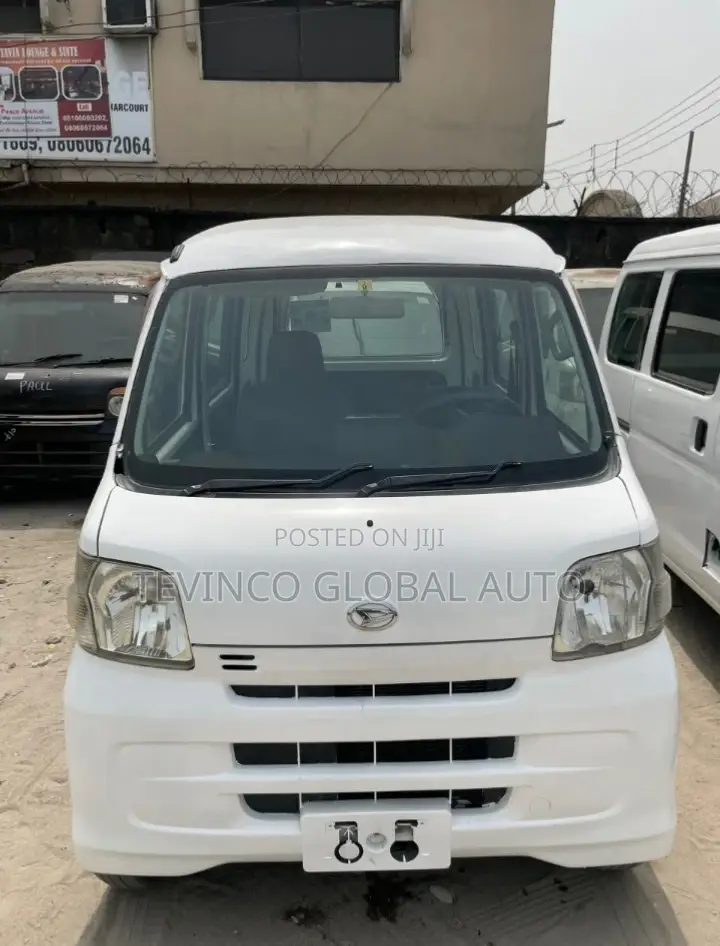 Daihatsu Hijet 2010 White
