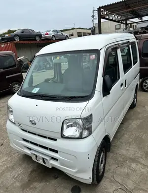 Daihatsu Hijet 2010 White