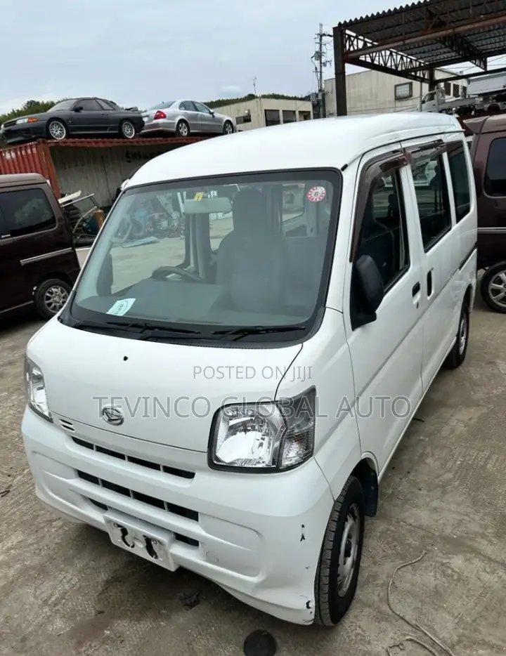 Daihatsu Hijet 2010 White