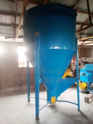 2 Tonn Dry Mixer With Electric Motor