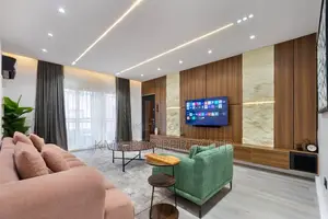 Luxurious 2 Bedroom Apartment With Snooker, Cinema, Pool and Gym