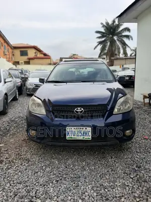 Toyota Matrix XR Hatchback FWD (1.8L 4cyl 4A) 2005 Blue