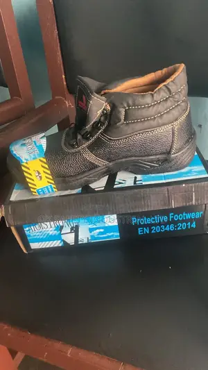 Armstrong Safety Boots
