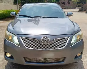 Toyota Camry 2010 Gray