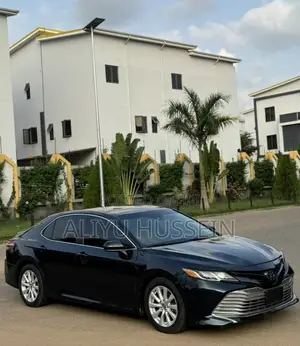 Toyota Camry 2019 Matt Black