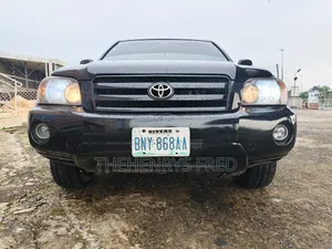 Toyota Highlander 2004 Black