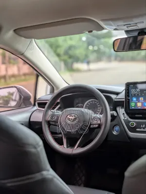 Toyota Corolla 2022 White