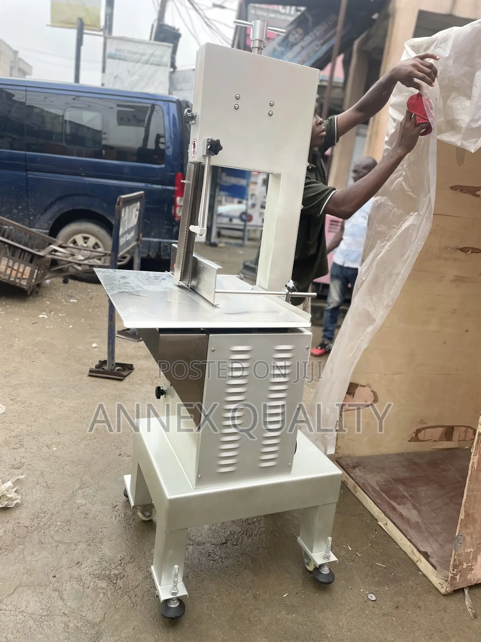 Standing Bone Saw Machine