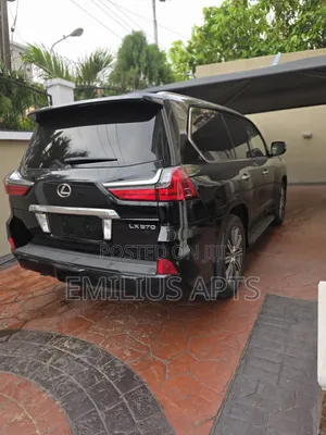 Lexus LX 2017 Black