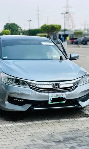Honda Accord 2017 Gray