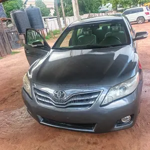 Toyota Camry 2010 Gray
