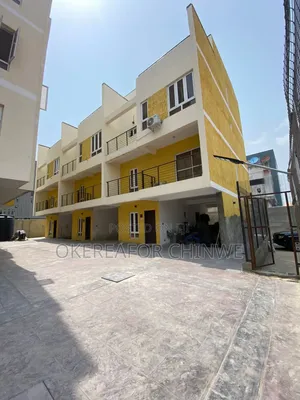 4bdrm Townhouse/Terrace in Ikate for sale