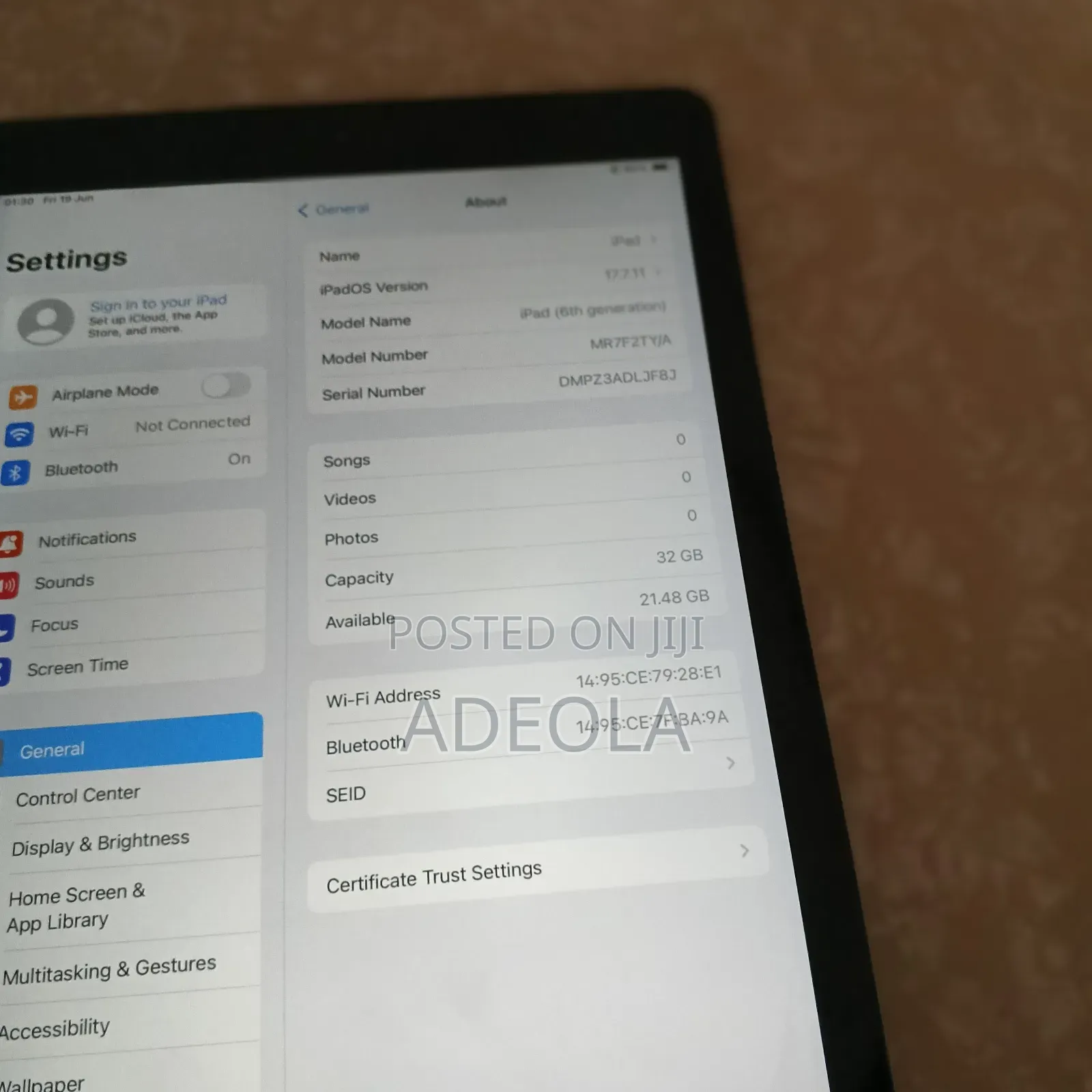 Apple iPad Wi-Fi 32 GB Silver