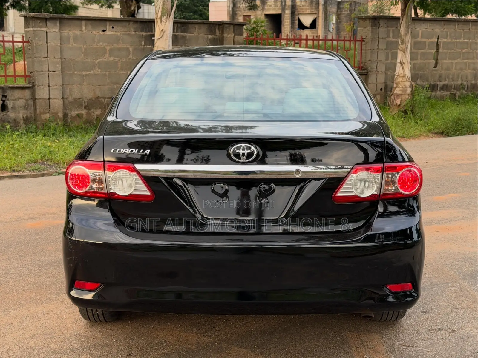 Toyota Corolla 2011 Black
