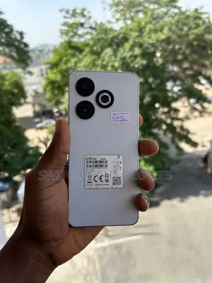 Infinix Smart 8 64 GB White