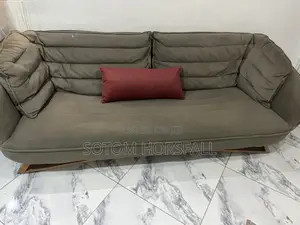 Sofa Chair With Pillow