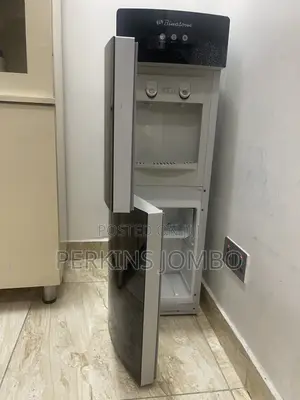 Binatone Water Dispenser With Freezer.