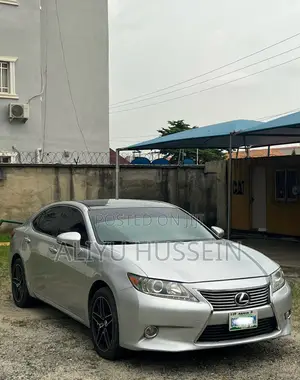 Lexus ES 2015 Silver