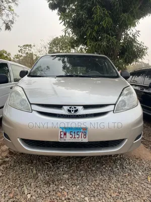 Toyota Sienna 2008 Silver