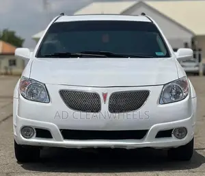 Pontiac Vibe 2006 White