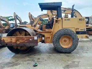 Caterpillar Compactor Roller