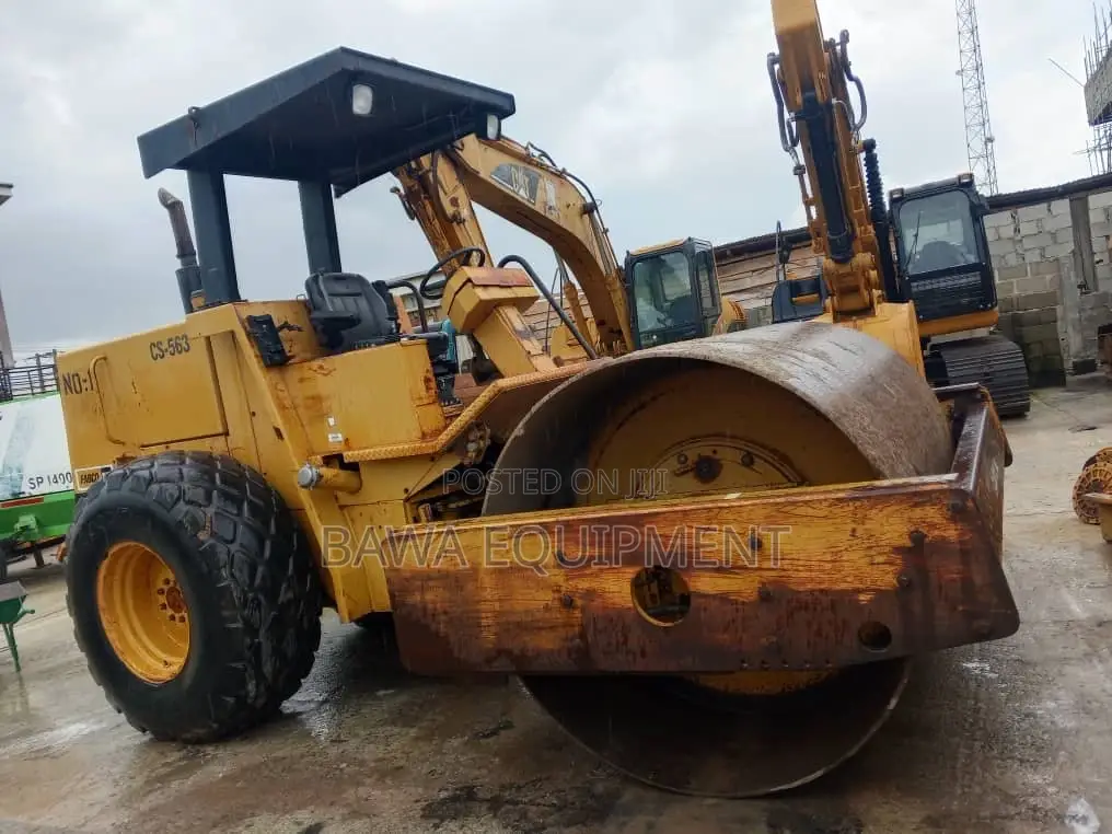 Caterpillar Compactor Roller