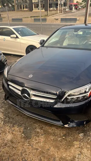 Mercedes Benz C300 2020