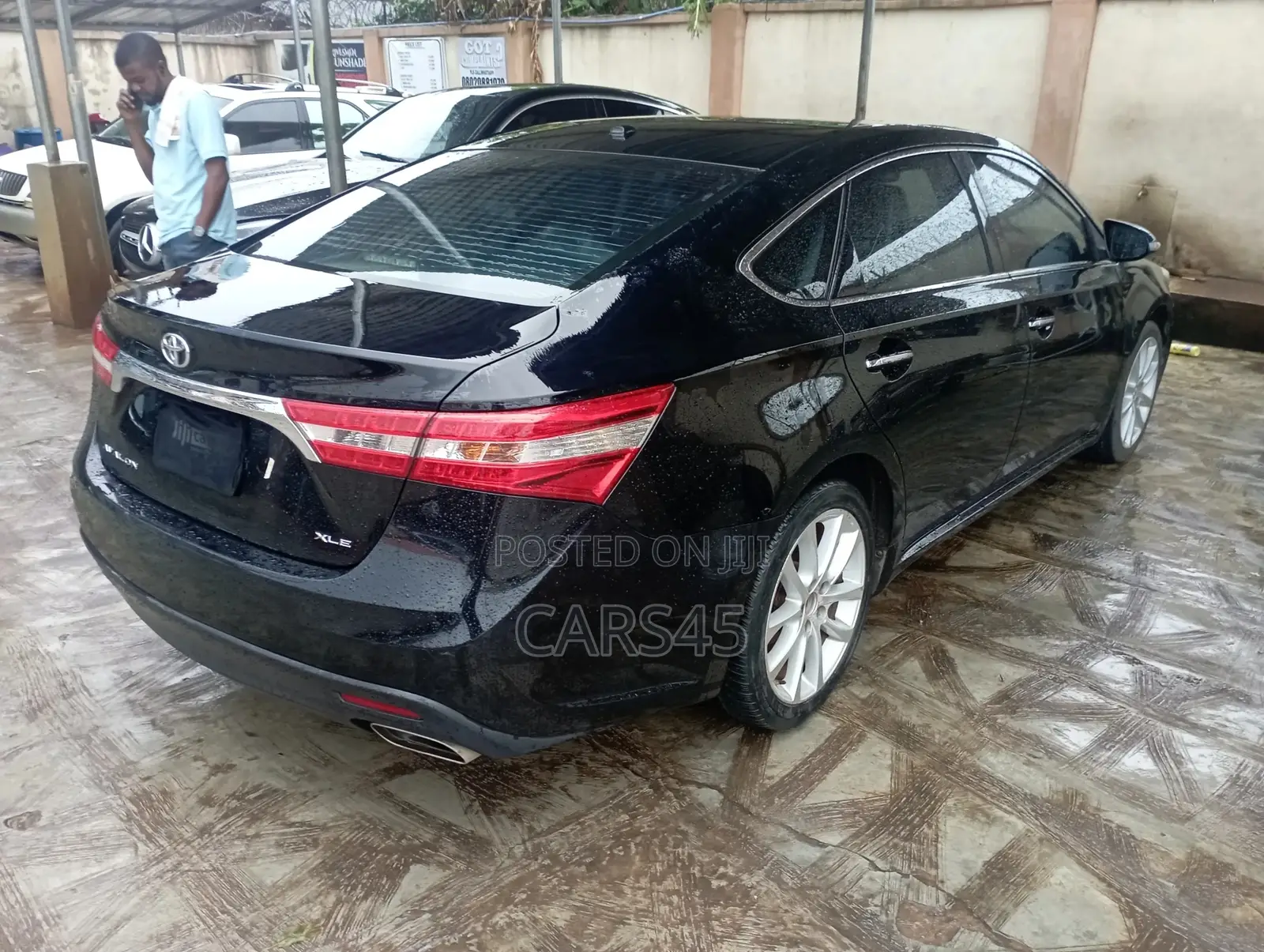Toyota Avalon 2013 Black
