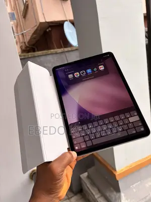 Apple iPad Pro 11 (2020) 256 GB Gray